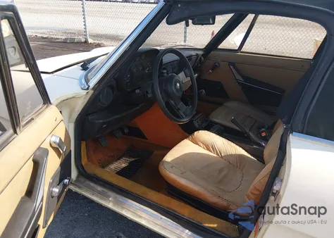 1987 Alfa Romeo Spider Graduate z USA, uszkodzony, nr VIN ZARBA5647H1045364